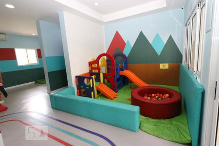 Apartamento à venda com 70m², 2 quartos e 1 vaga Apartamento à venda com 70m², 2 quartos e 1 vagaBrinquedoteca