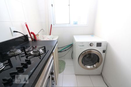 Apartamento à venda com 70m², 2 quartos e 1 vaga Apartamento à venda com 70m², 2 quartos e 1 vagaCozinha e Área de Serviço