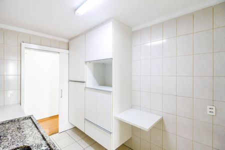 Apartamento à venda com 115m², 3 quartos e 2 vagasCozinha