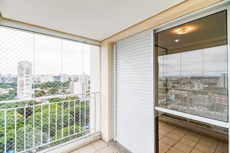 Apartamento à venda com 115m², 3 quartos e 2 vagasVaranda