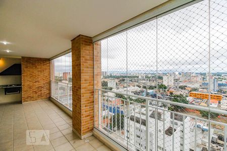 Apartamento à venda com 115m², 3 quartos e 2 vagasVaranda