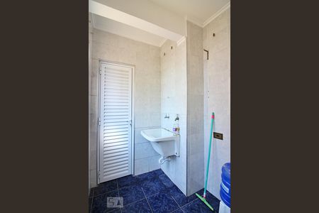 Apartamento à venda com 80m², 2 quartos e 1 vagaÁrea de Serviço