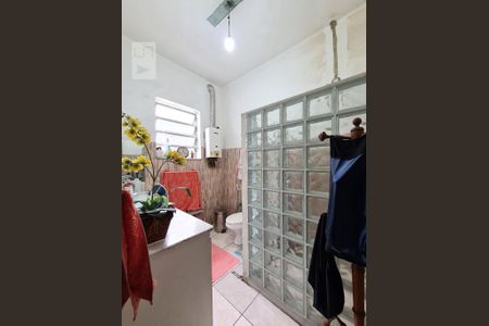 Casa à venda com 150m², 2 quartos e 1 vaga Casa à venda com 150m², 2 quartos e 1 vagaBanheiro Social 2