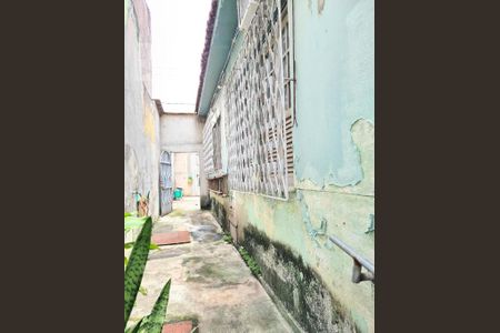 Casa à venda com 150m², 2 quartos e 1 vaga Casa à venda com 150m², 2 quartos e 1 vagaÁrea Externa Lateral