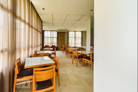 Apartamento para alugar com 104m², 2 quartos e 2 vagas Apartamento para alugar com 104m², 2 quartos e 2 vagasÁrea comum