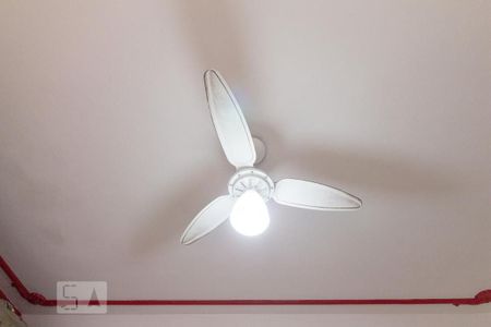 Apartamento à venda com 90m², 2 quartos e sem vaga Apartamento à venda com 90m², 2 quartos e sem vagaDetalhe do Quarto 2 - Ventilador de teto