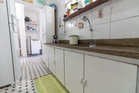 Apartamento à venda com 90m², 2 quartos e sem vaga Apartamento à venda com 90m², 2 quartos e sem vagaCozinha