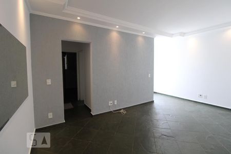 Sala de apartamento para alugar com 1 quarto, 48m² em Vila Rossi Borghi E Siqueira, Campinas