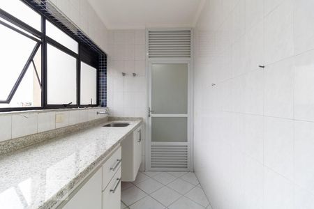 Apartamento à venda com 117m², 3 quartos e 2 vagasLavanderia