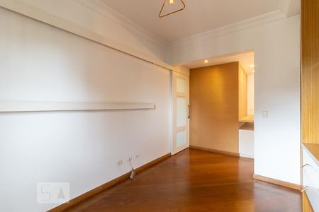 Apartamento à venda com 117m², 3 quartos e 2 vagasEscritório