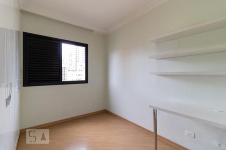 Apartamento à venda com 117m², 3 quartos e 2 vagasSuíte 2