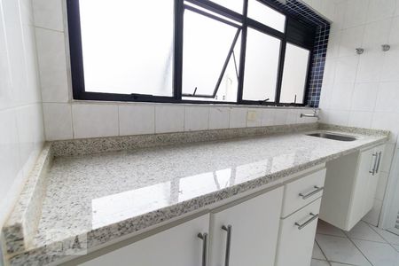 Apartamento à venda com 117m², 3 quartos e 2 vagasLavanderia