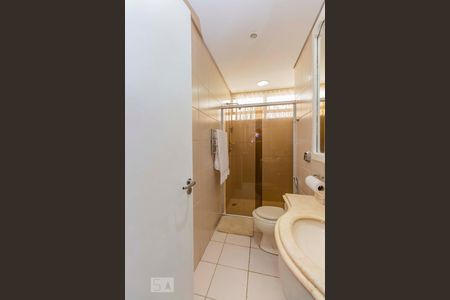 Apartamento à venda com 126m², 2 quartos e 2 vagasBanheiro