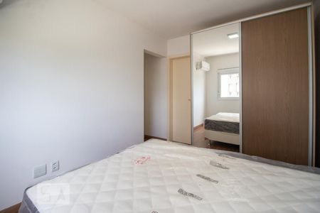 suíte 1 de apartamento para alugar com 2 quartos, 65m² em Partenon, Porto Alegre
