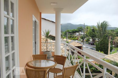 Casa de condomínio à venda com 387m², 6 quartos e 2 vagasVaranda - Suíte 2 e 3