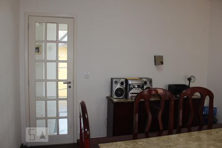 Casa de condomínio à venda com 387m², 6 quartos e 2 vagasQuarto 1