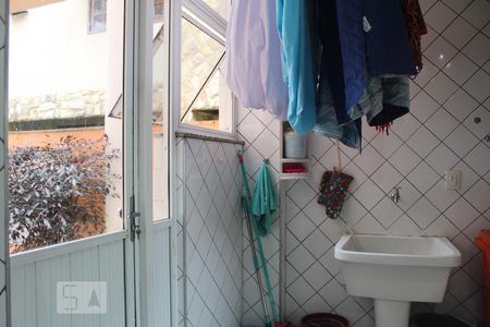 Casa de condomínio à venda com 387m², 6 quartos e 2 vagasÁrea de Serviço