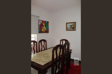 Casa de condomínio à venda com 387m², 6 quartos e 2 vagasQuarto 1