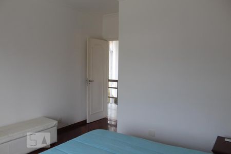 Casa de condomínio à venda com 387m², 6 quartos e 2 vagasSuíte 3