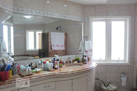 Casa de condomínio à venda com 387m², 6 quartos e 2 vagasBanheiro - Suíte 4