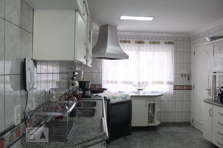 Casa de condomínio à venda com 387m², 6 quartos e 2 vagasCozinha