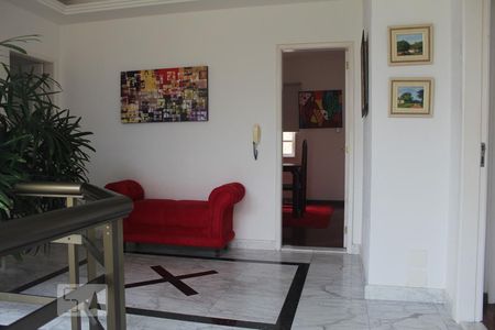 Casa de condomínio à venda com 387m², 6 quartos e 2 vagasHall