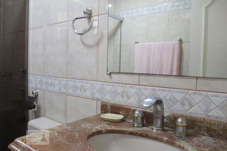 Casa de condomínio à venda com 387m², 6 quartos e 2 vagasBanheiro - Suíte 1