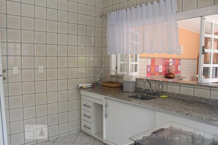 Casa de condomínio à venda com 387m², 6 quartos e 2 vagasÁrea Externa - Cozinha