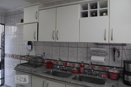 Casa de condomínio à venda com 387m², 6 quartos e 2 vagasCozinha