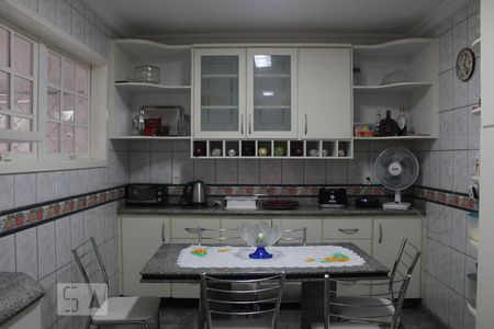 Casa de condomínio à venda com 387m², 6 quartos e 2 vagasCozinha