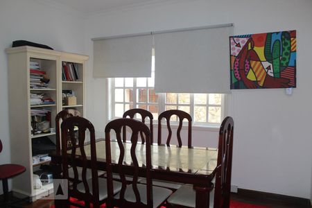 Casa de condomínio à venda com 387m², 6 quartos e 2 vagasQuarto 1