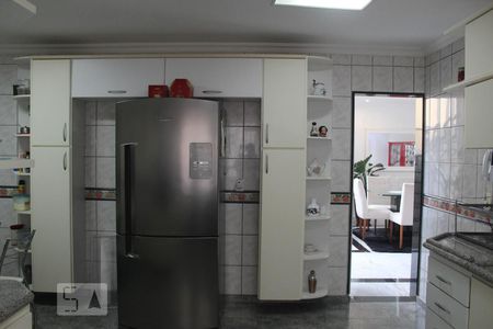 Casa de condomínio à venda com 387m², 6 quartos e 2 vagasCozinha