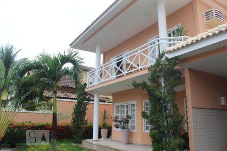 Casa de condomínio à venda com 387m², 6 quartos e 2 vagasFachada