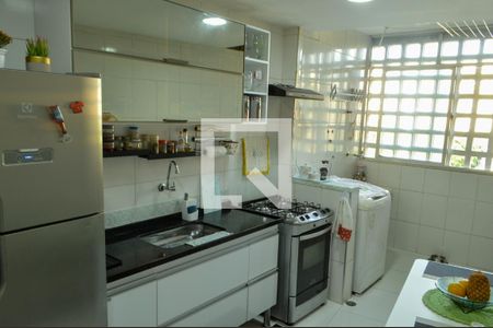 Apartamento para alugar com 67m², 2 quartos e 1 vaga Apartamento para alugar com 67m², 2 quartos e 1 vagaCozinha