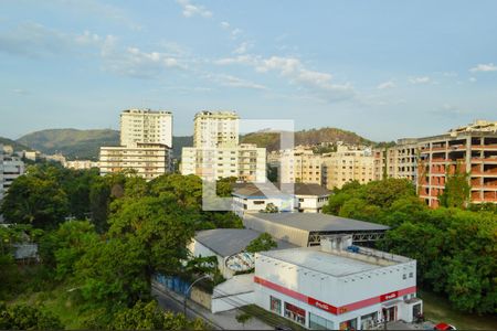 Apartamento para alugar com 67m², 2 quartos e 1 vaga Apartamento para alugar com 67m², 2 quartos e 1 vagaVista da Área de Serviço