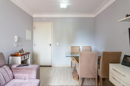 Sala de apartamento para alugar com 2 quartos, 45m² em São Pedro, Osasco