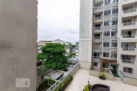 Vista de apartamento para alugar com 2 quartos, 45m² em Rio Comprido, Rio de Janeiro