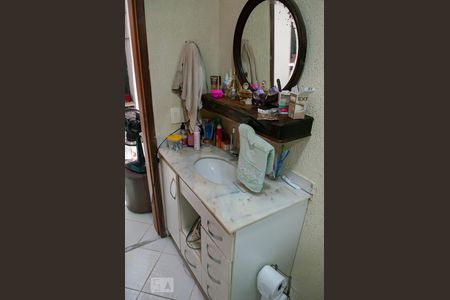 Casa à venda com 150m², 3 quartos e 1 vagaBanheiro da Suíte