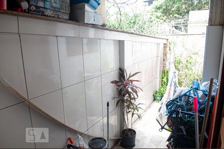 Casa à venda com 150m², 3 quartos e 1 vagaÁrea de Serviço