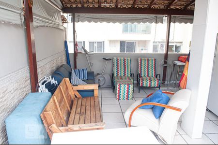 Casa à venda com 150m², 3 quartos e 1 vagaCobertura