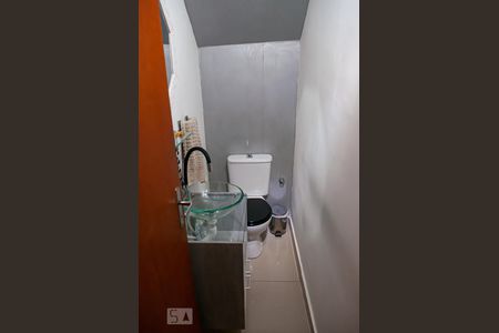 Casa à venda com 150m², 3 quartos e 1 vagaBanheiro 2