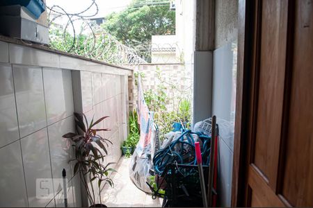 Casa à venda com 150m², 3 quartos e 1 vagaÁrea de Serviço