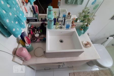 Casa para alugar com 350m², 4 quartos e 4 vagasBanheiro Suite 2