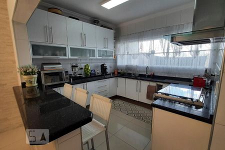 Casa para alugar com 350m², 4 quartos e 4 vagasCozinha