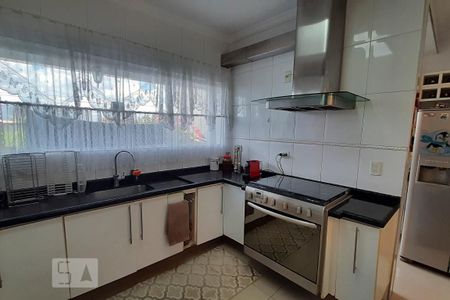 Casa para alugar com 350m², 4 quartos e 4 vagasCozinha