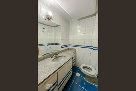 Apartamento à venda com 105m², 3 quartos e 1 vagaBanheiro da Suite