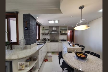 Apartamento à venda com 190m², 3 quartos e 2 vagasCozinha