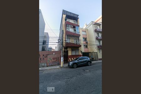 Apartamento à venda com 80m², 2 quartos e sem vaga Apartamento à venda com 80m², 2 quartos e sem vagaFachada