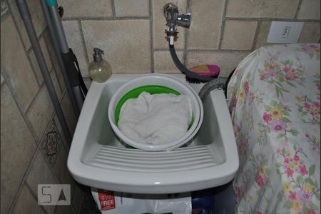 Casa à venda com 54m², 2 quartos e sem vagaÁrea de serviço