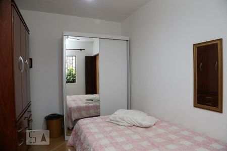 Casa à venda com 310m², 4 quartos e 3 vagasQuarto 2 